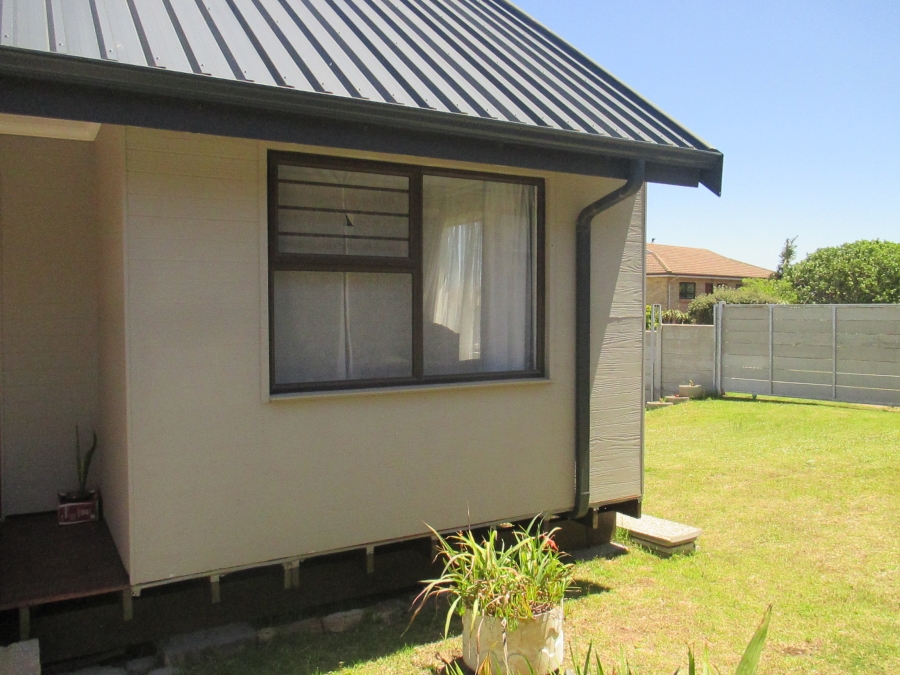 6 Bedroom Property for Sale in Dana Bay Western Cape